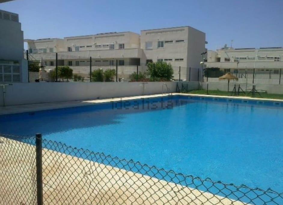 شقة Piso Familiar En El Toyo المرية المظهر الخارجي الصورة