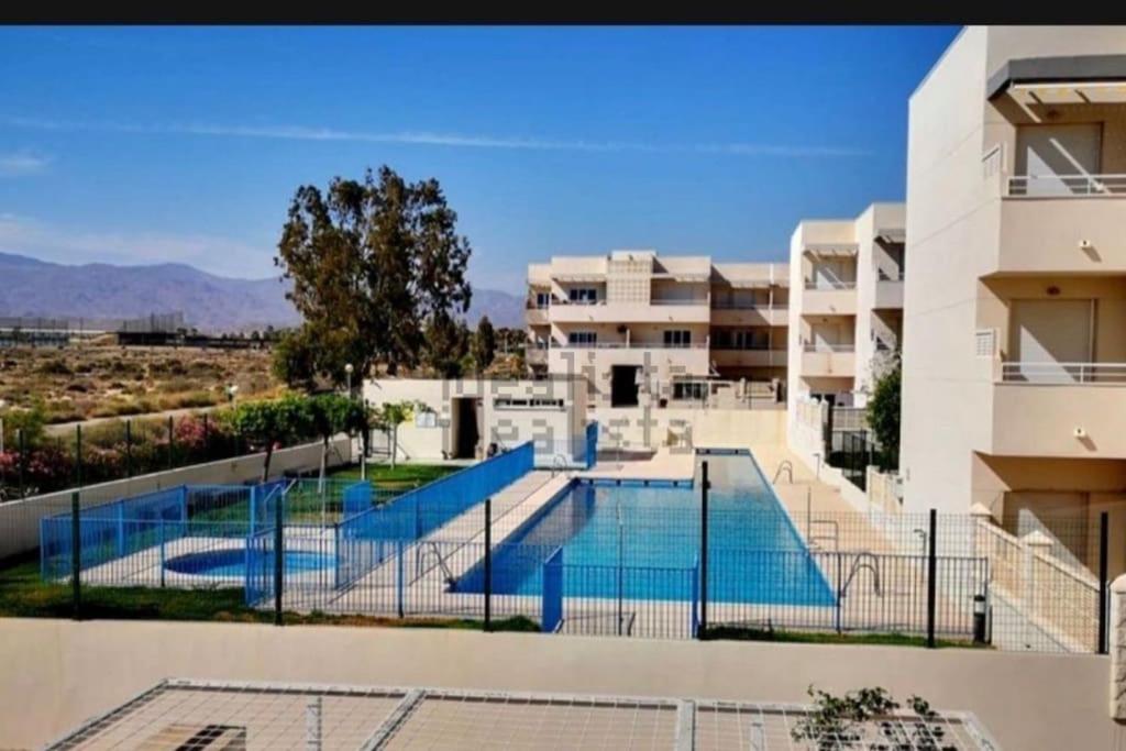 شقة Piso Familiar En El Toyo المرية المظهر الخارجي الصورة